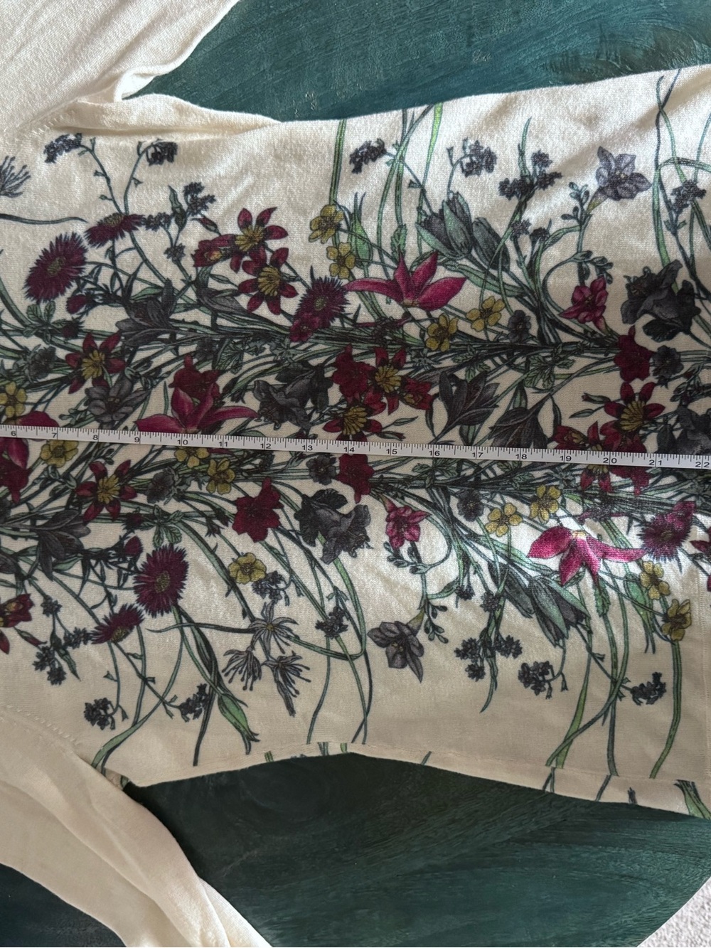 Neiman Marcus Floral Cashmere, Silk, and Wool blend Sweater - Picture 6 of 7
